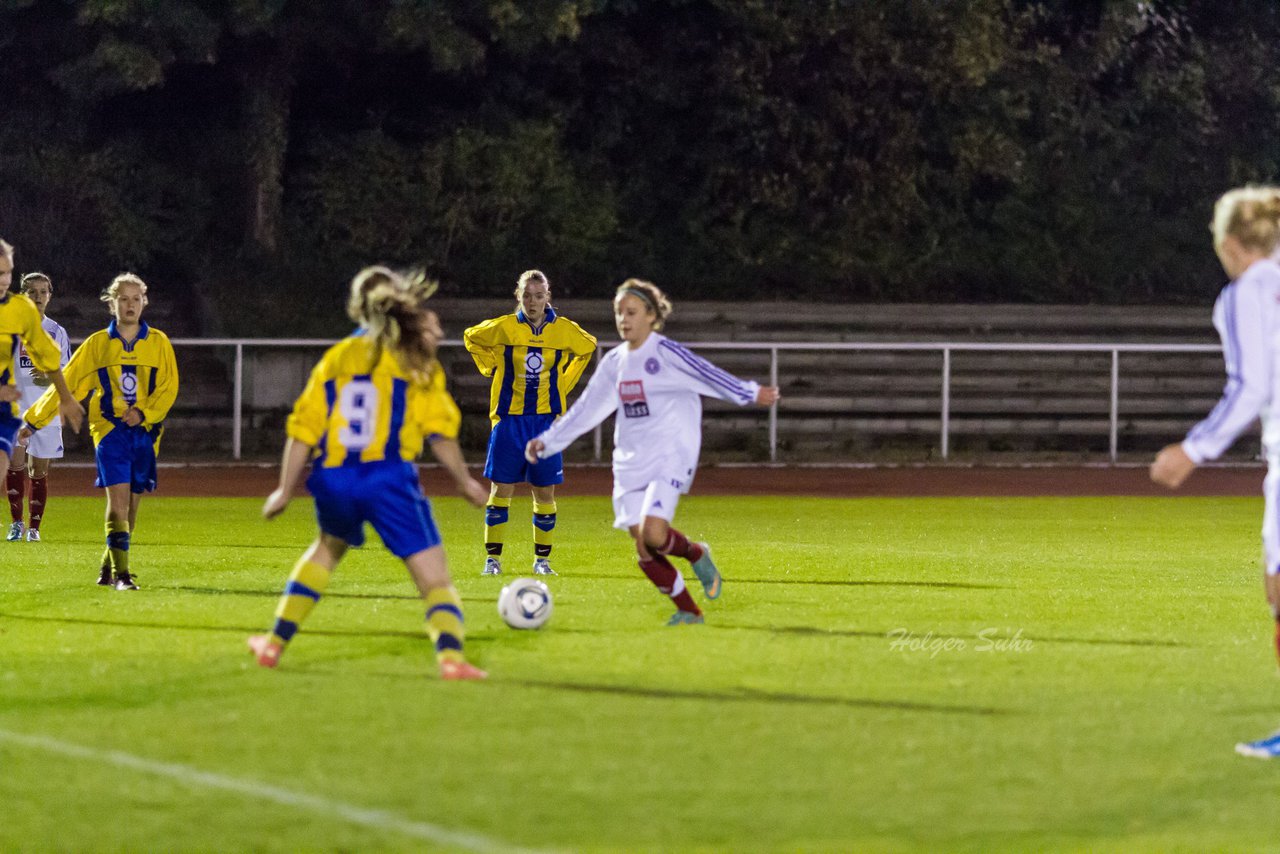 Bild 211 - B-Juniorinnen SV Henstedt-Ulzburg - Holstein Kiel : Ergebnis: 0:12